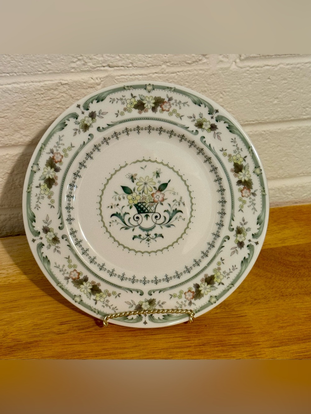 Royal Doulton Provencal Salad Plate TC 1034 Green Floral Design